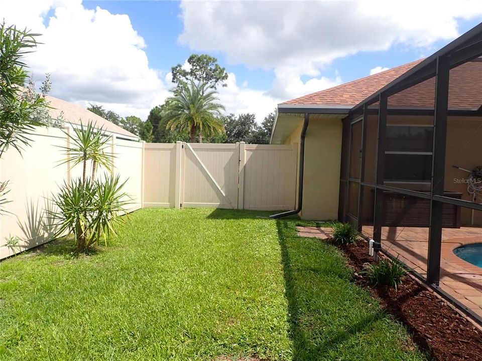 For Sale: $359,000 (3 beds, 2 baths, 1425 Square Feet)