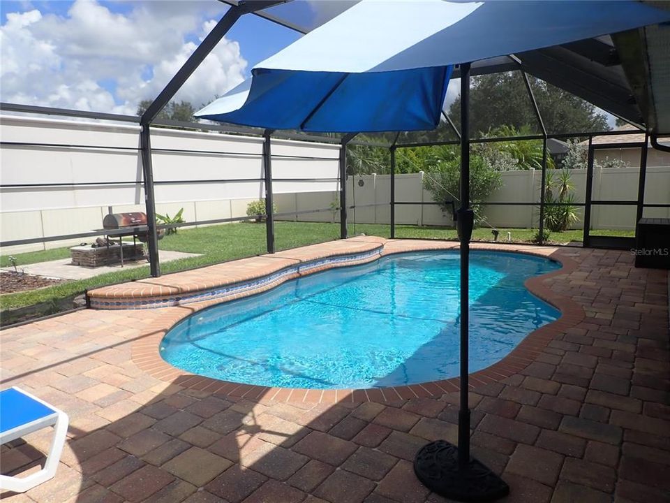 For Sale: $359,000 (3 beds, 2 baths, 1425 Square Feet)