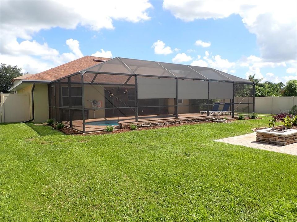 For Sale: $359,000 (3 beds, 2 baths, 1425 Square Feet)