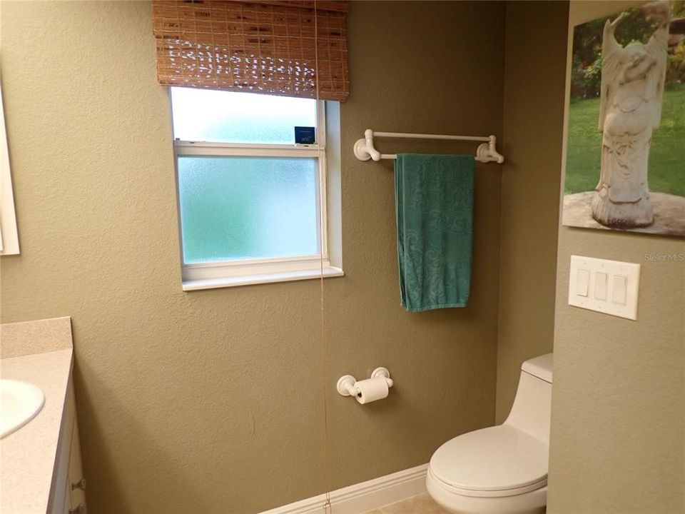 For Sale: $359,000 (3 beds, 2 baths, 1425 Square Feet)