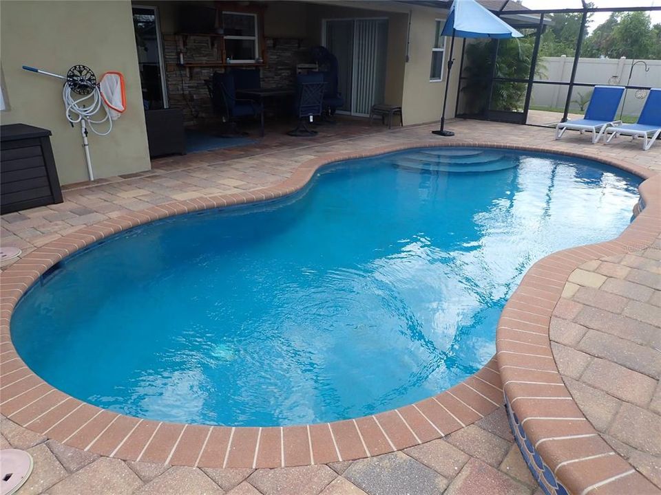 For Sale: $359,000 (3 beds, 2 baths, 1425 Square Feet)