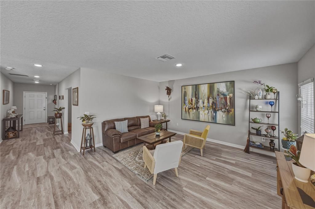 En Renta: $3,995 (5 camas, 3 baños, 2937 Pies cuadrados)