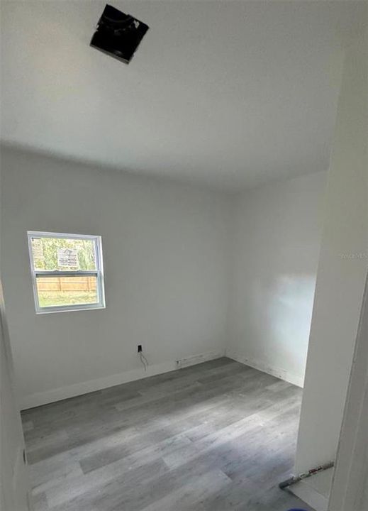 For Sale: $120,000 (2 beds, 2 baths, 960 Square Feet)