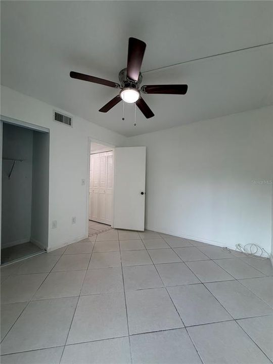 В аренду: $1,600 (2 спален, 1 ванн, 857 Квадратных фут)