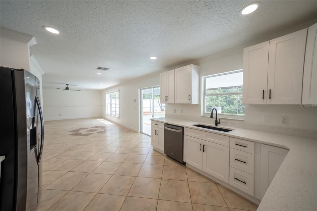 For Sale: $649,000 (5 beds, 2 baths, 3064 Square Feet)