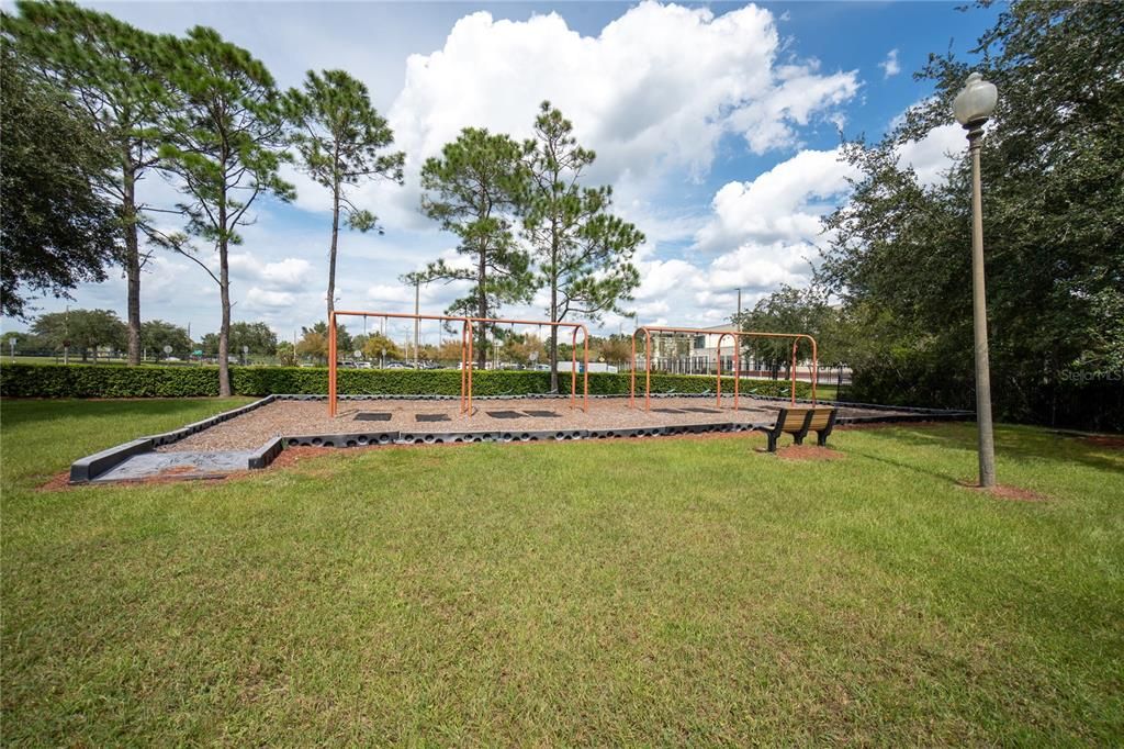 For Sale: $649,000 (5 beds, 2 baths, 3064 Square Feet)