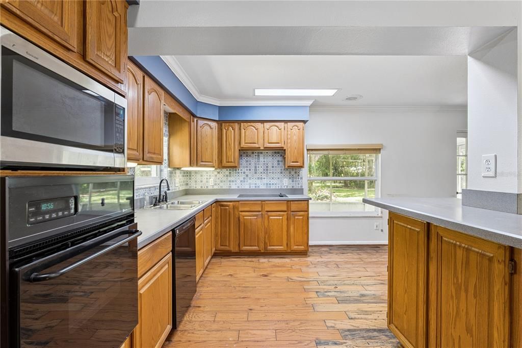 En Venta: $379,000 (3 camas, 2 baños, 1546 Pies cuadrados)