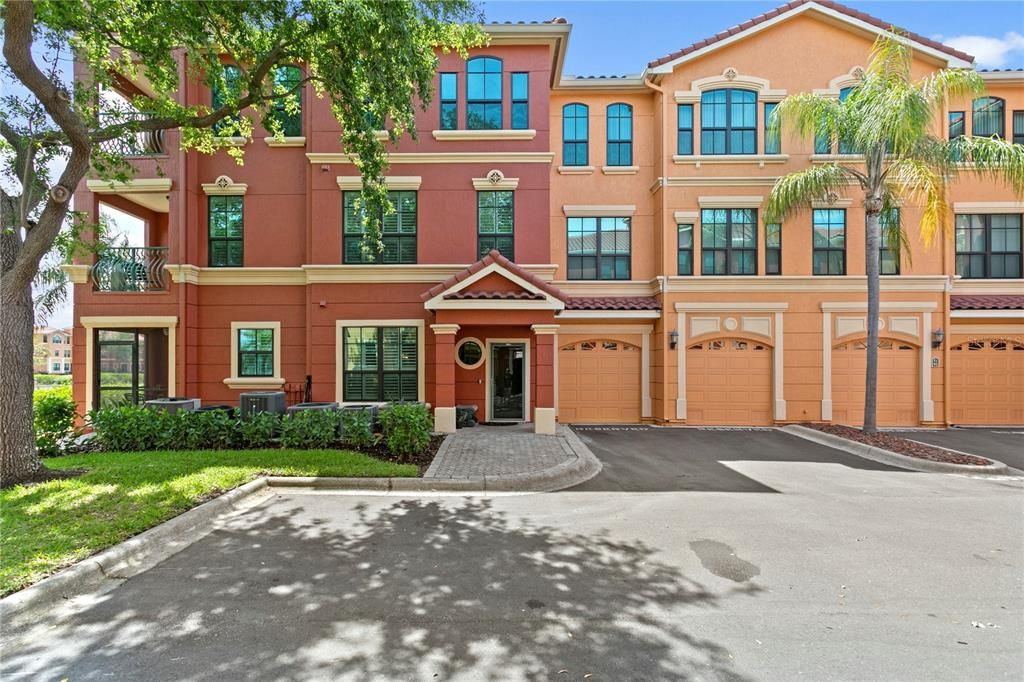 For Rent: $4,000 (3 beds, 2 baths, 2078 Square Feet)