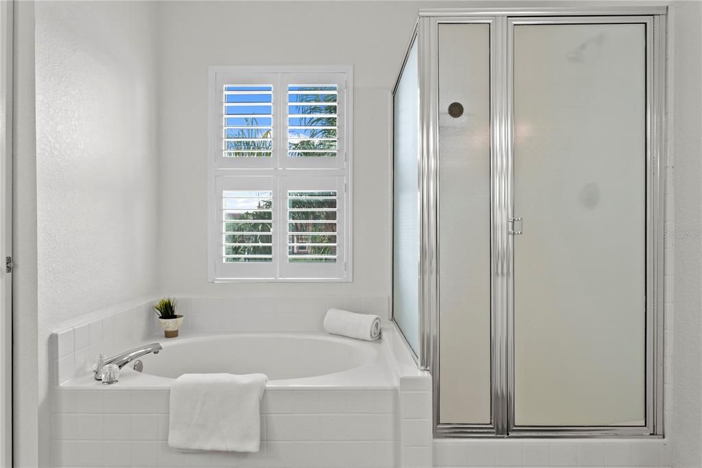 For Rent: $4,000 (3 beds, 2 baths, 2078 Square Feet)