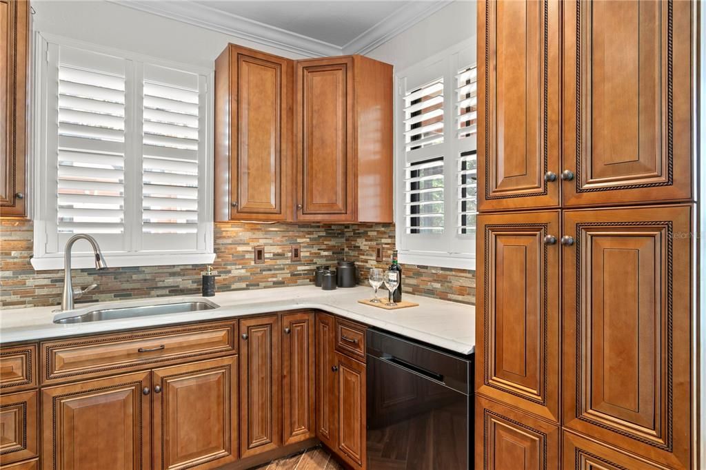 For Rent: $4,000 (3 beds, 2 baths, 2078 Square Feet)
