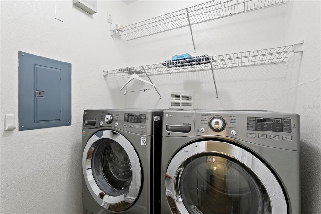 For Rent: $4,000 (3 beds, 2 baths, 2078 Square Feet)
