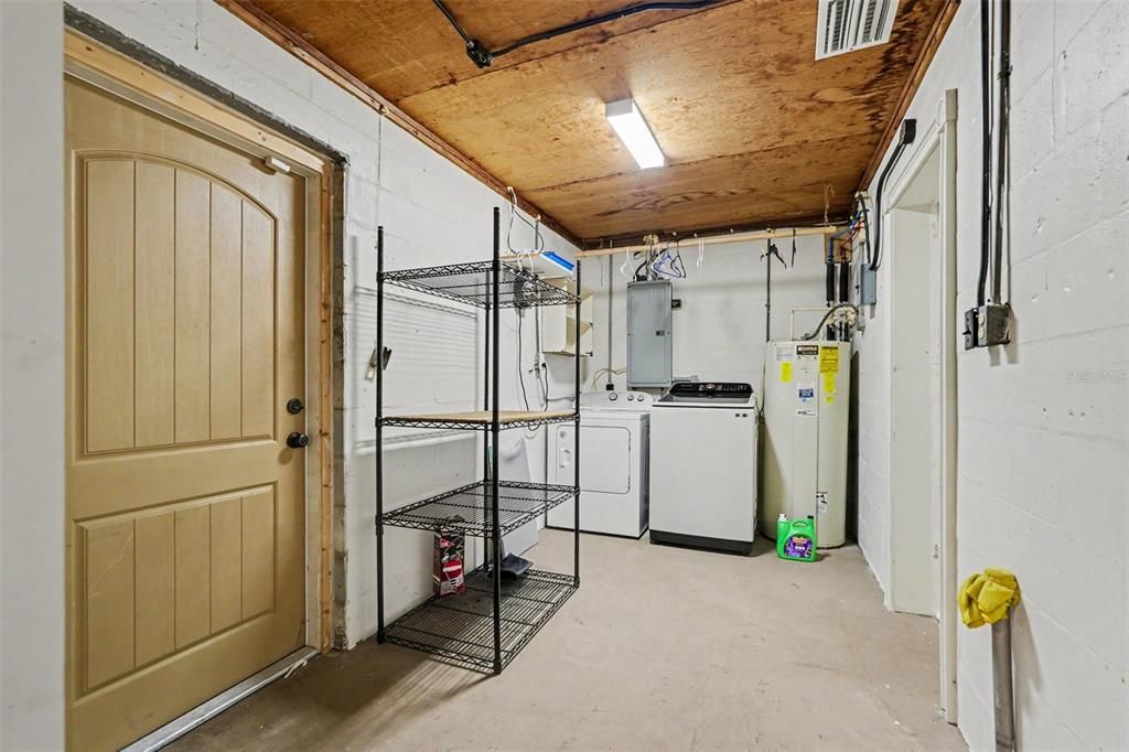 En Venta: $380,000 (3 camas, 3 baños, 1719 Pies cuadrados)