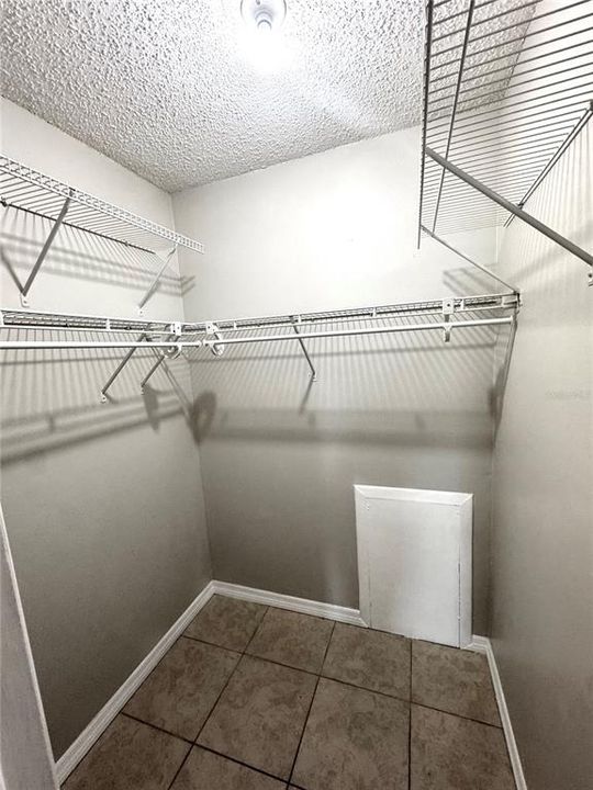 For Rent: $1,750 (2 beds, 2 baths, 1165 Square Feet)