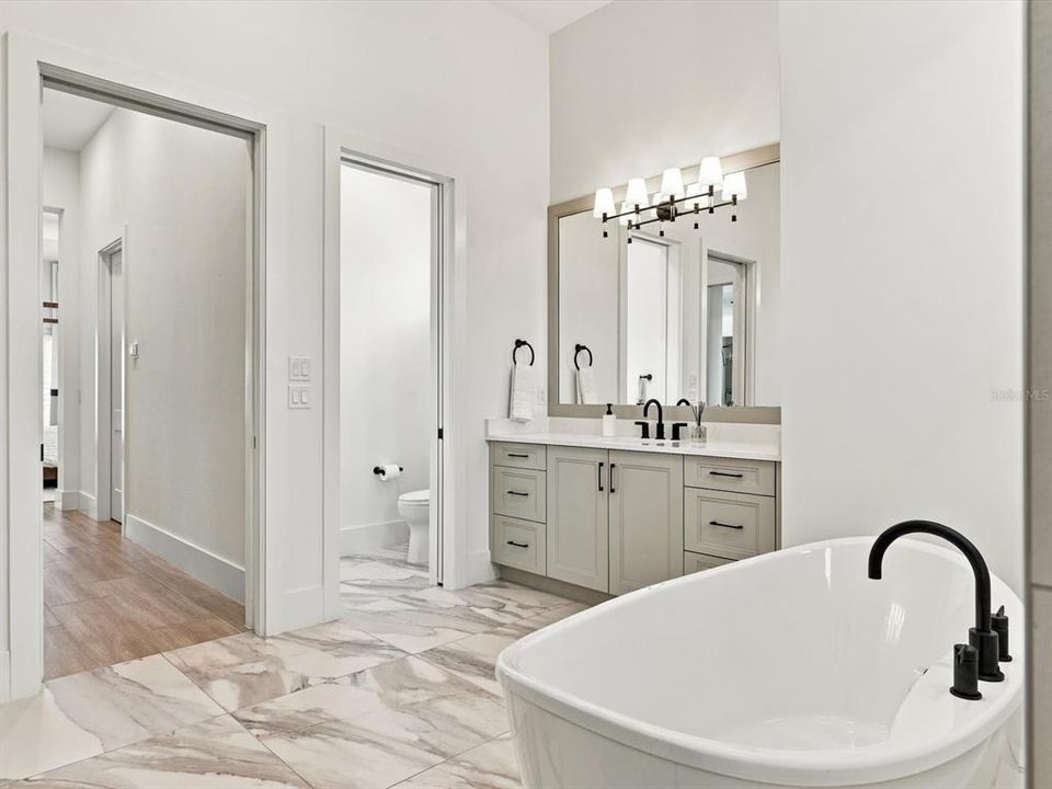 For Sale: $4,500,000 (4 beds, 4 baths, 3979 Square Feet)