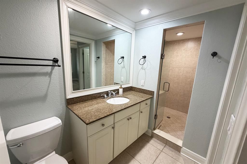En Venta: $399,900 (2 camas, 2 baños, 2297 Pies cuadrados)