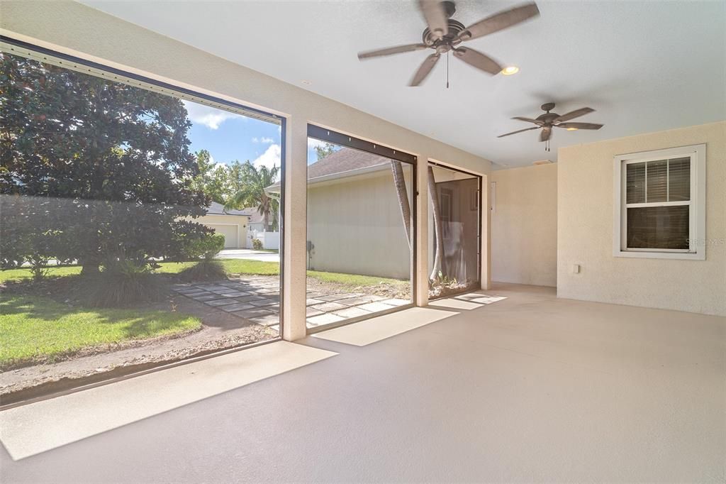 En Venta: $499,900 (4 camas, 2 baños, 3077 Pies cuadrados)