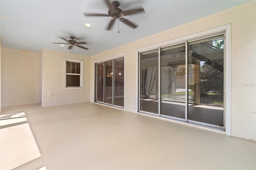 En Venta: $499,900 (4 camas, 2 baños, 3077 Pies cuadrados)