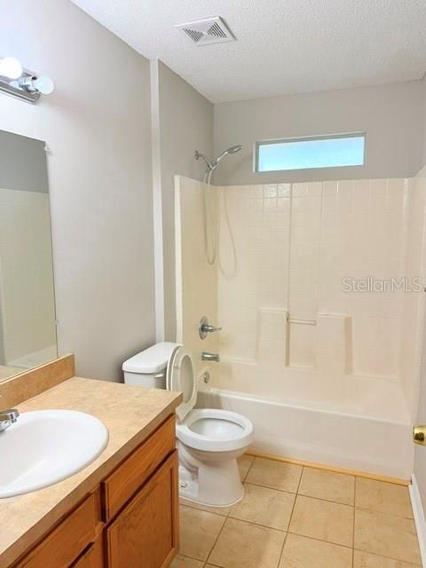 En Renta: $1,400 (3 camas, 1 baños, 1262 Pies cuadrados)