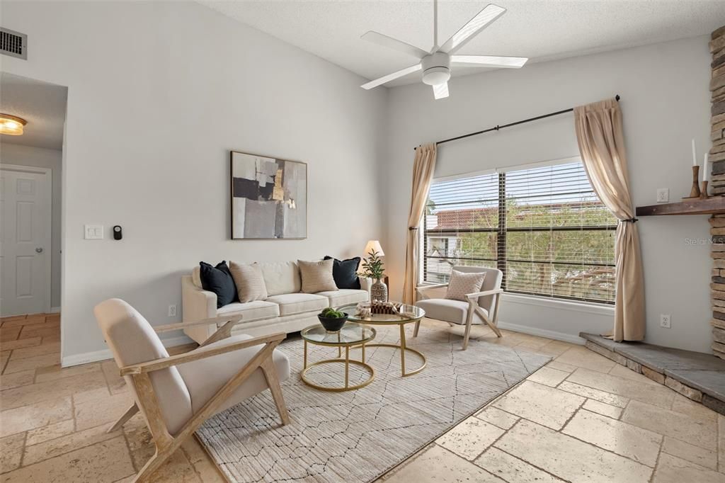 В аренду: $2,495 (2 спален, 2 ванн, 1140 Квадратных фут)