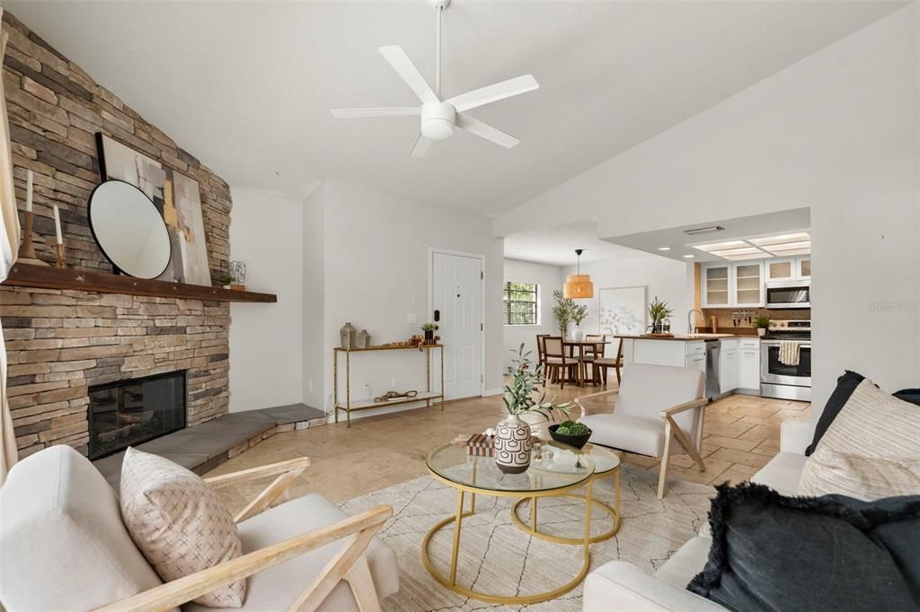В аренду: $2,495 (2 спален, 2 ванн, 1140 Квадратных фут)