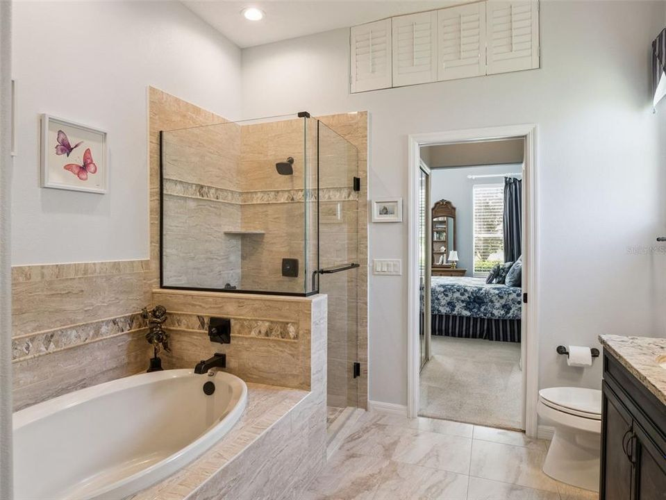 For Sale: $415,000 (3 beds, 2 baths, 2126 Square Feet)