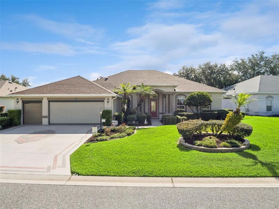 For Sale: $415,000 (3 beds, 2 baths, 2126 Square Feet)