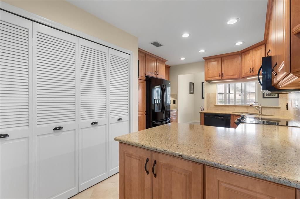For Sale: $419,000 (3 beds, 2 baths, 1875 Square Feet)