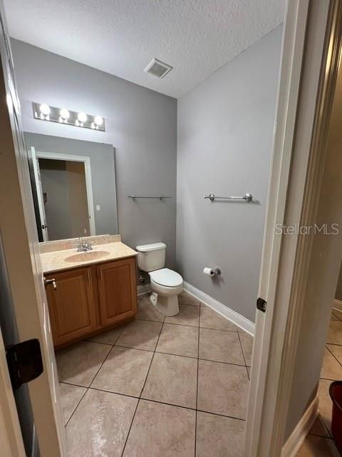 В аренду: $2,300 (3 спален, 2 ванн, 2116 Квадратных фут)