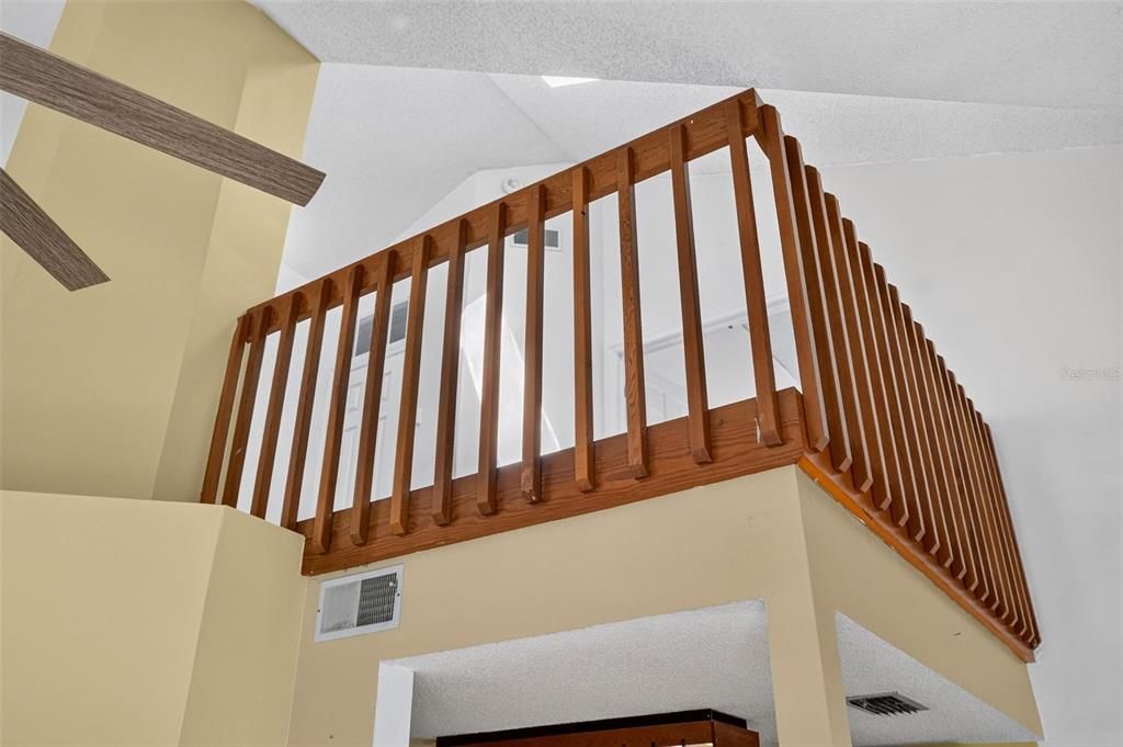 For Sale: $175,000 (2 beds, 2 baths, 1055 Square Feet)