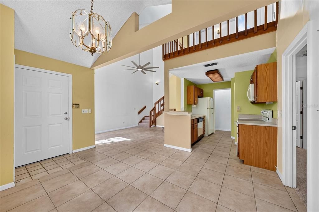 For Sale: $175,000 (2 beds, 2 baths, 1055 Square Feet)