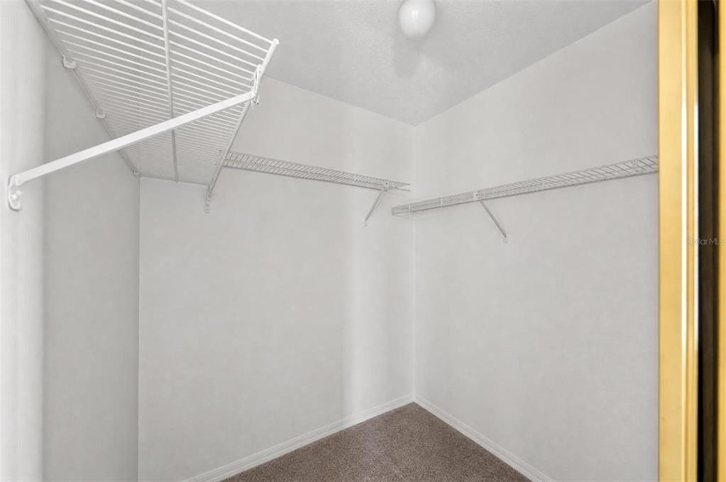 For Sale: $175,000 (2 beds, 2 baths, 1055 Square Feet)