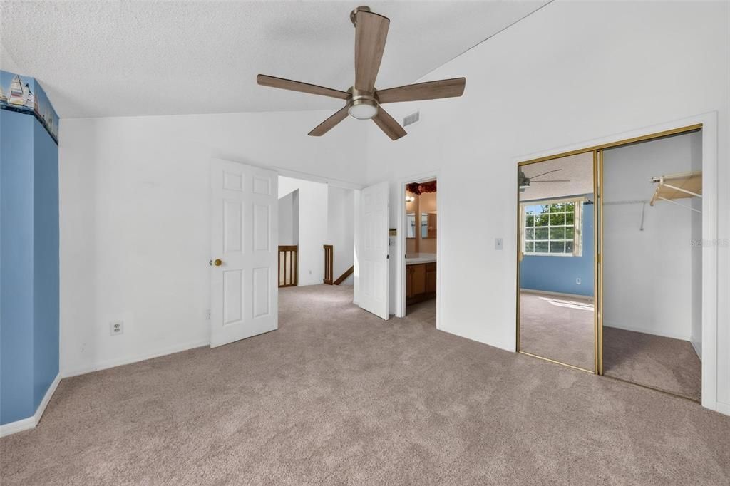 For Sale: $175,000 (2 beds, 2 baths, 1055 Square Feet)