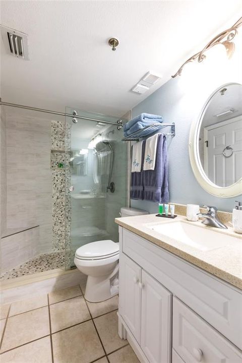 En Venta: $549,000 (1 camas, 1 baños, 895 Pies cuadrados)