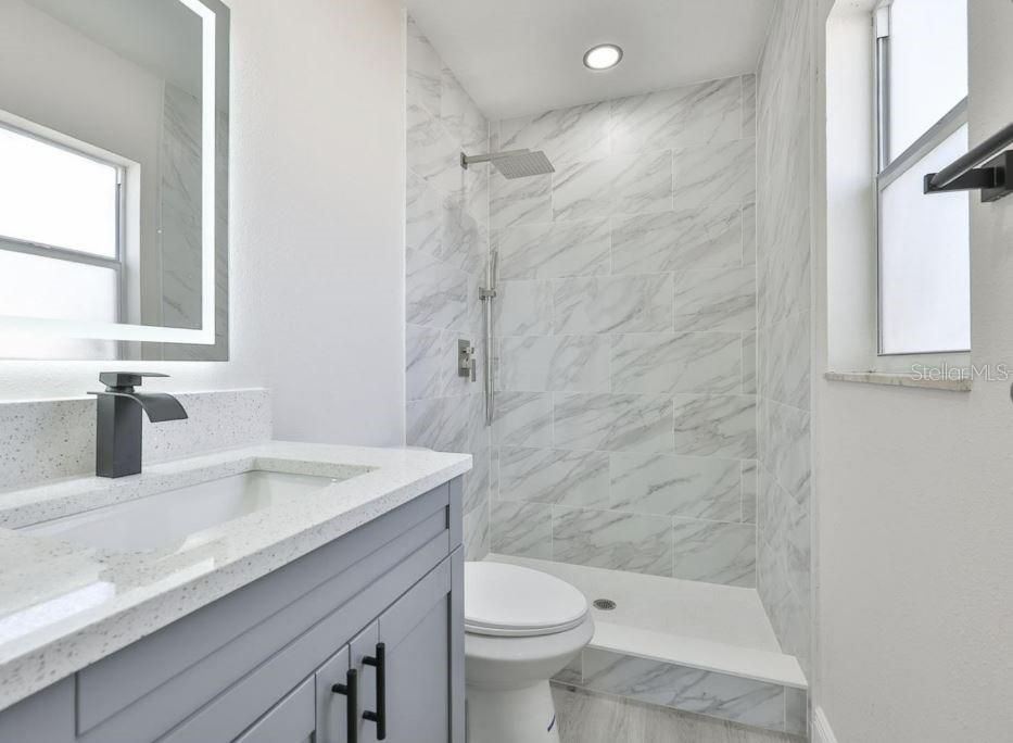 For Rent: $2,300 (4 beds, 2 baths, 1558 Square Feet)