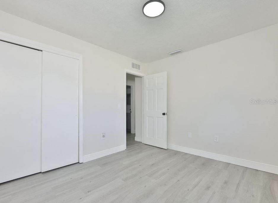 For Rent: $2,300 (4 beds, 2 baths, 1558 Square Feet)