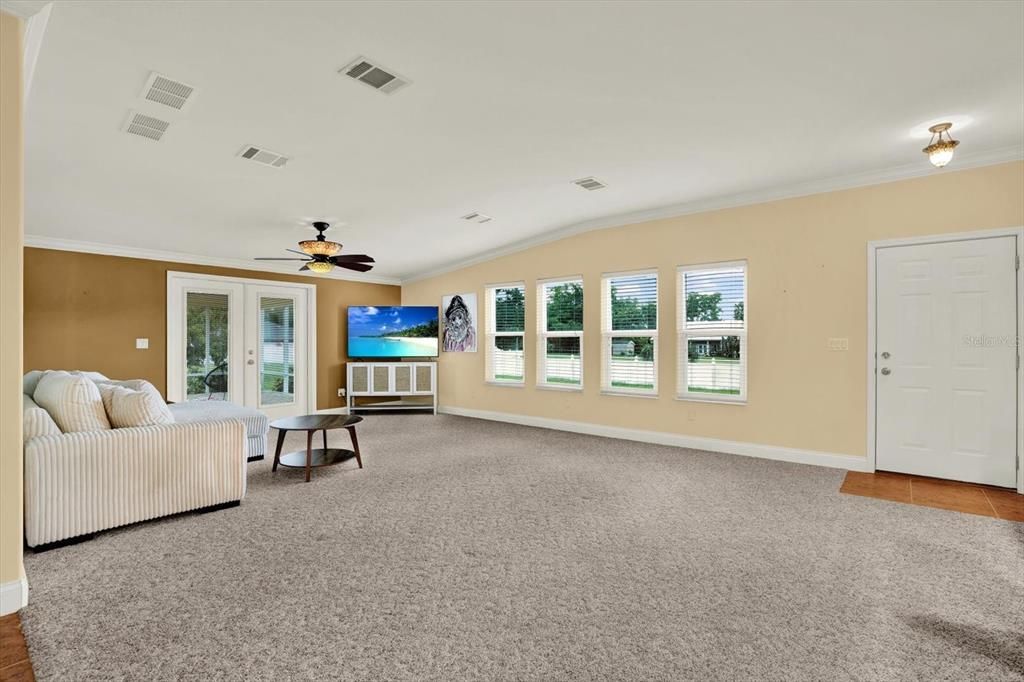For Sale: $475,000 (3 beds, 2 baths, 1920 Square Feet)