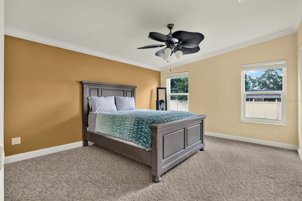 For Sale: $475,000 (3 beds, 2 baths, 1920 Square Feet)