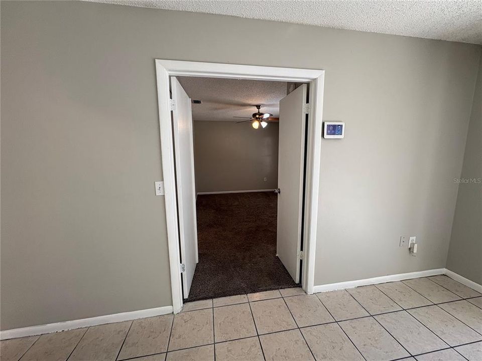 For Sale: $249,900 (3 beds, 2 baths, 1370 Square Feet)