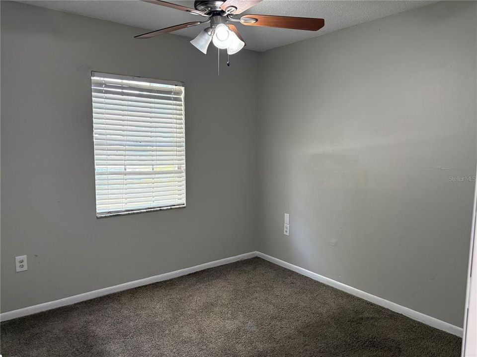 For Sale: $249,900 (3 beds, 2 baths, 1370 Square Feet)