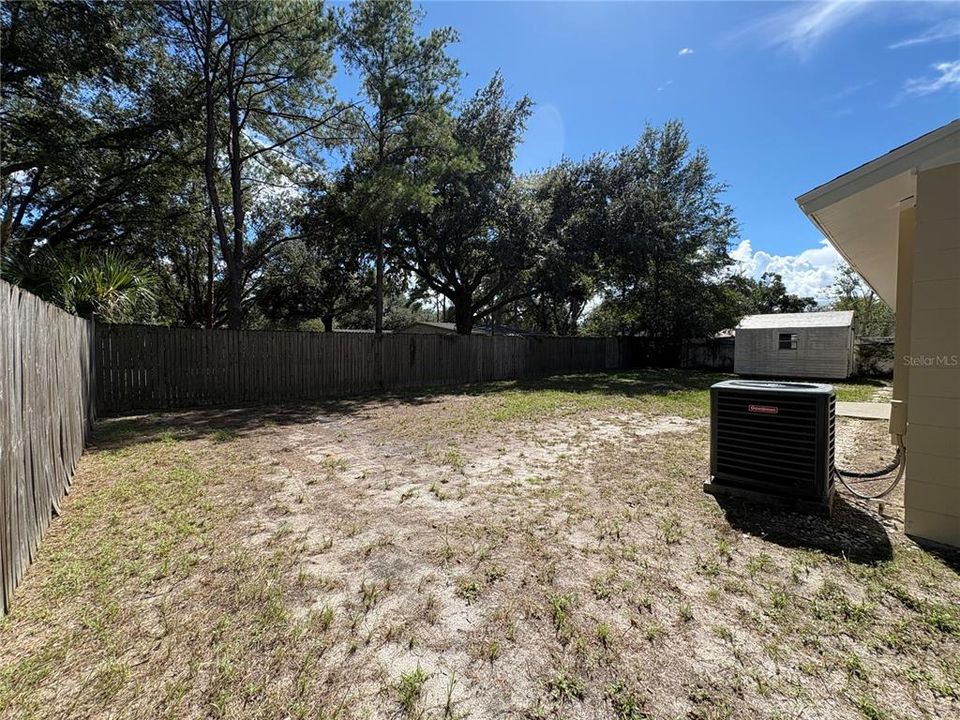 For Sale: $249,900 (3 beds, 2 baths, 1370 Square Feet)