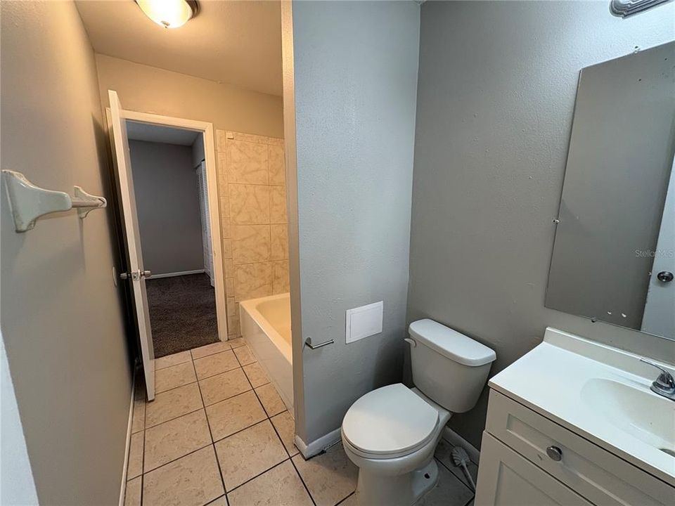 For Sale: $249,900 (3 beds, 2 baths, 1370 Square Feet)