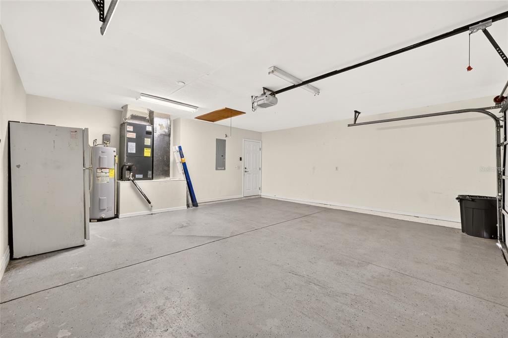 На продажу: $255,900 (3 спален, 2 ванн, 1342 Квадратных фут)