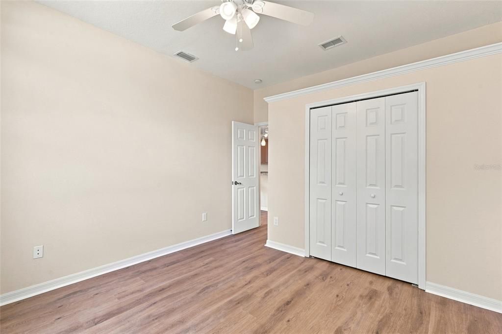 For Sale: $395,000 (3 beds, 2 baths, 1877 Square Feet)