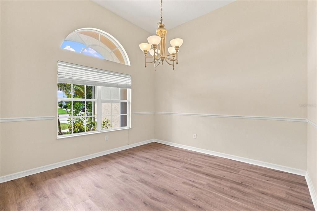 For Sale: $395,000 (3 beds, 2 baths, 1877 Square Feet)