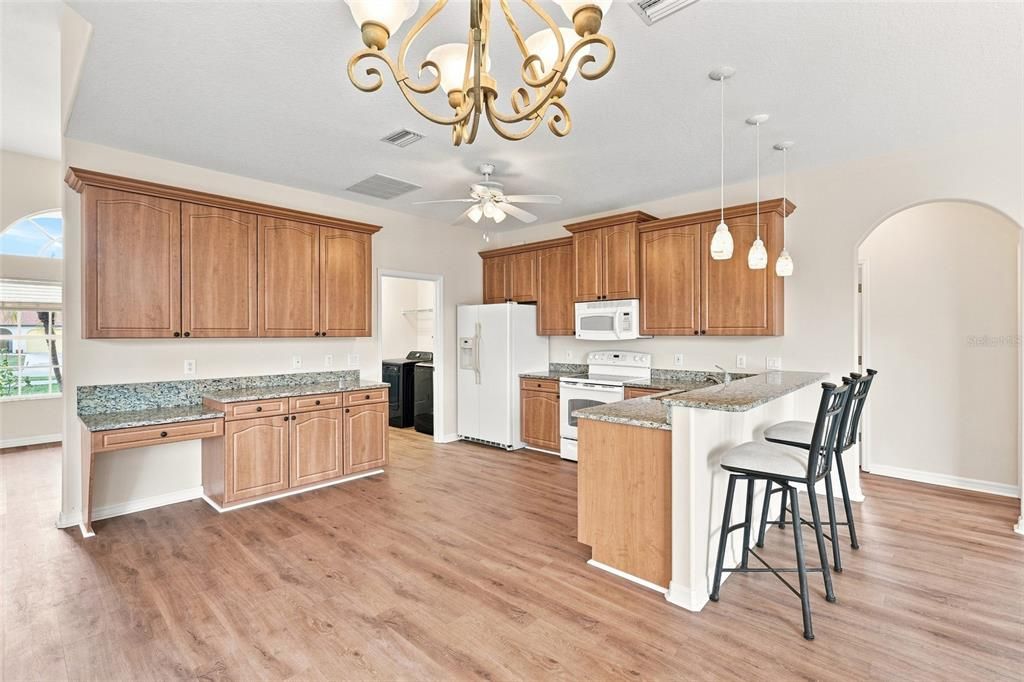 For Sale: $395,000 (3 beds, 2 baths, 1877 Square Feet)