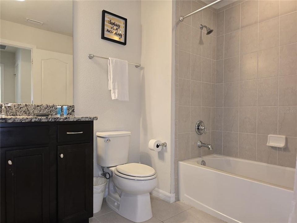 En Venta: $499,000 (5 camas, 4 baños, 2492 Pies cuadrados)
