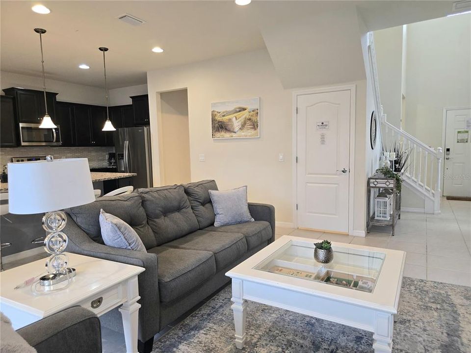En Venta: $499,000 (5 camas, 4 baños, 2492 Pies cuadrados)
