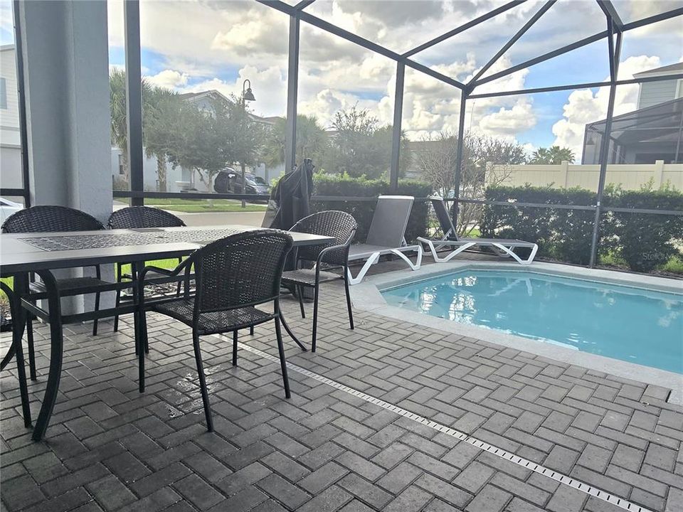 En Venta: $499,000 (5 camas, 4 baños, 2492 Pies cuadrados)