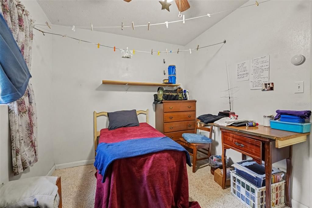 На продажу: $199,900 (3 спален, 2 ванн, 1220 Квадратных фут)
