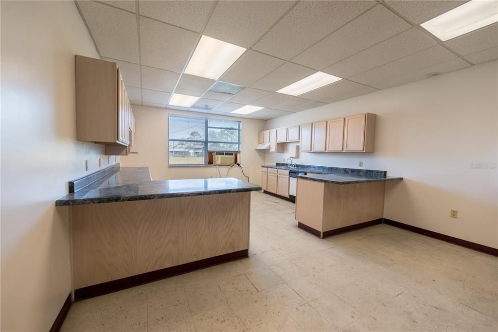 For Sale: $10,000,000 (0 beds, 0 baths, 99750 Square Feet)